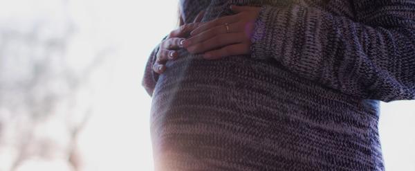 Question: is your charcoal toothpaste safe for pregnancy? (And DIY recipe)